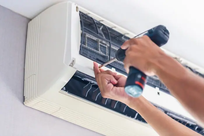 Air conditioner repair services